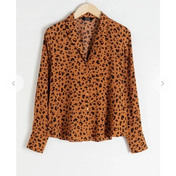 & OTHER STORIES Leopard Print Button down Top - Picture 2 of 9